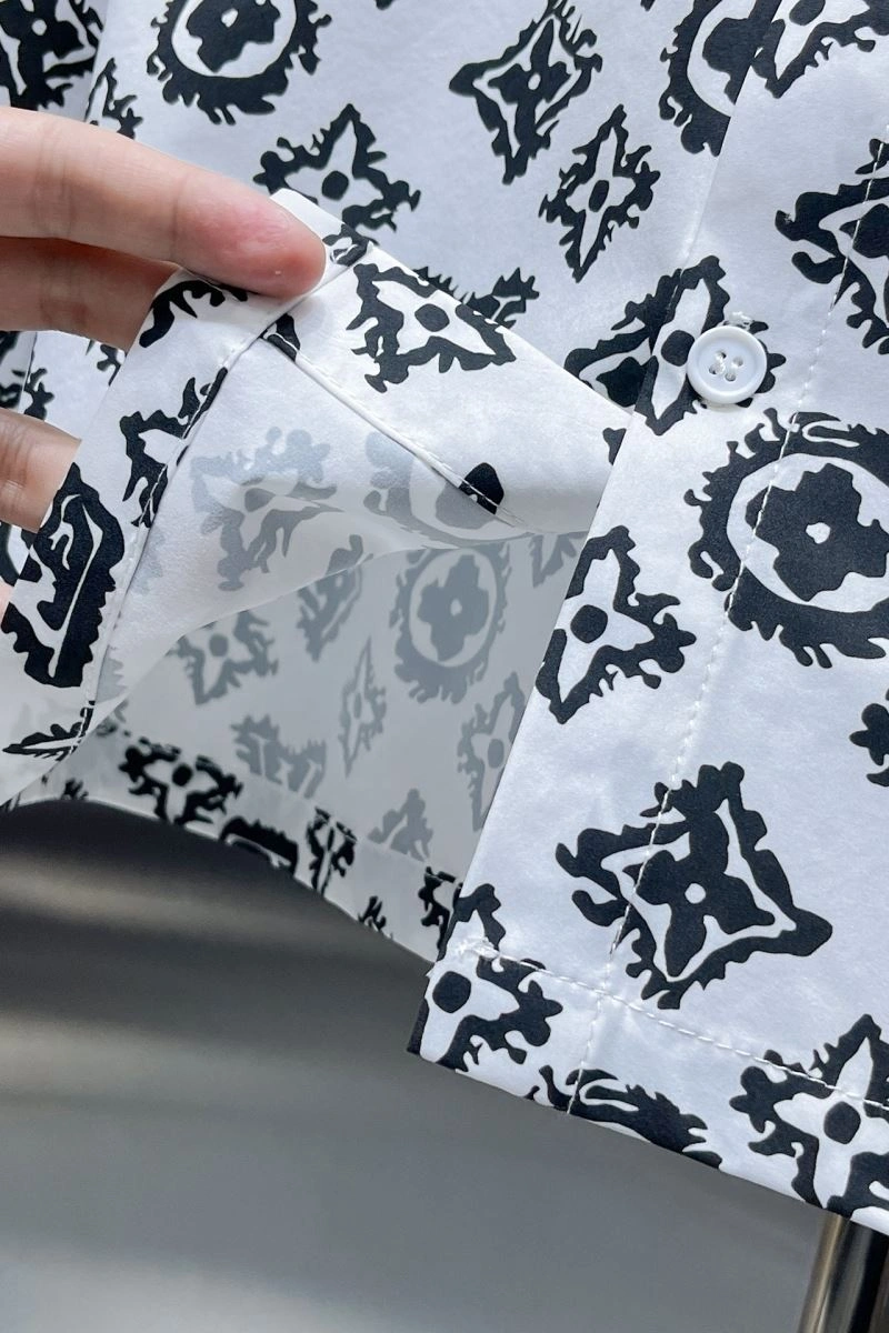 Affordable Louis Vuitton Shirts 137497