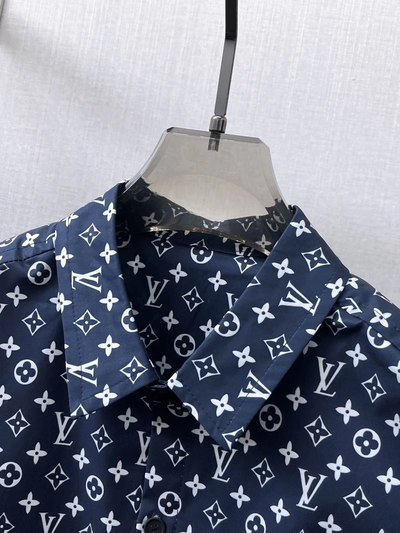Louis Vuitton Shirts Youthful 137475