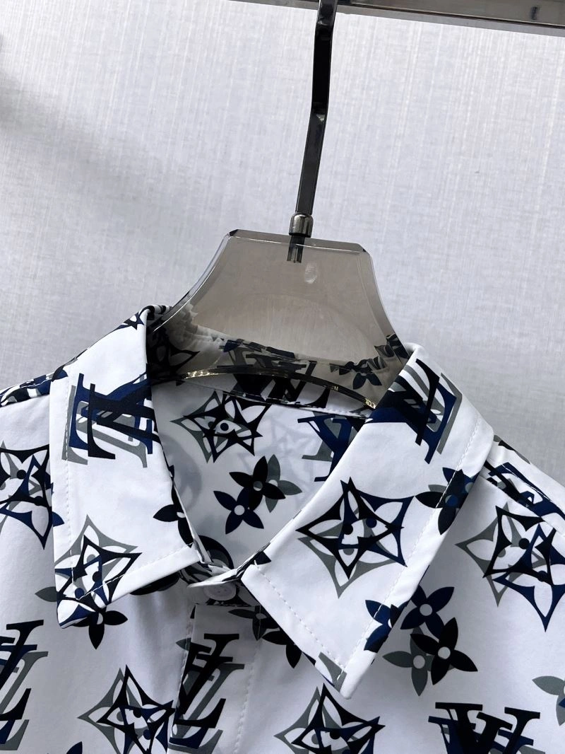 Louis Vuitton Shirts Sophisticated 137456