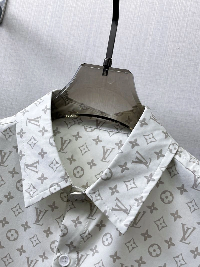 Timeless Louis Vuitton Shirts 137470