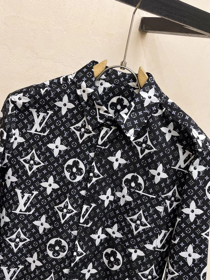 Louis Vuitton Shirts Durable 137451