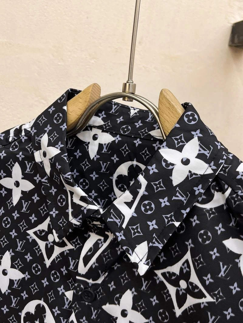 Louis Vuitton Shirts Durable 137451