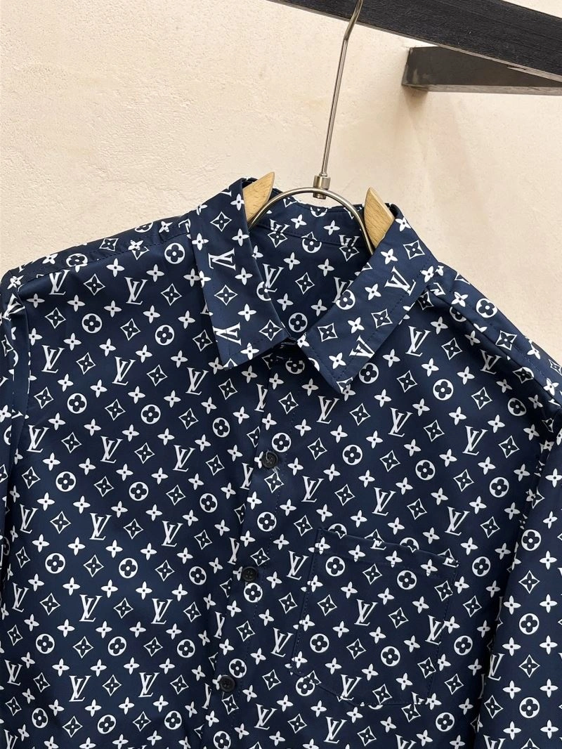 Louis Vuitton Shirts Sleek 137446