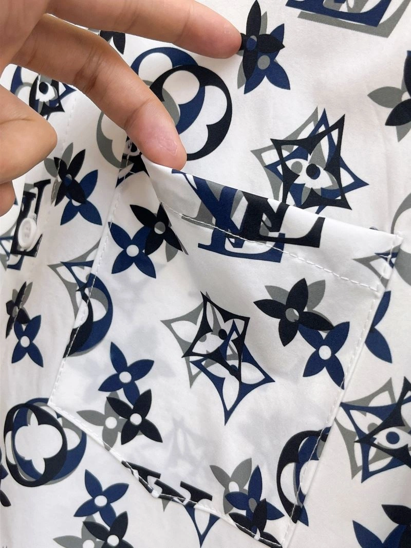 Classic Louis Vuitton Shirts 137441