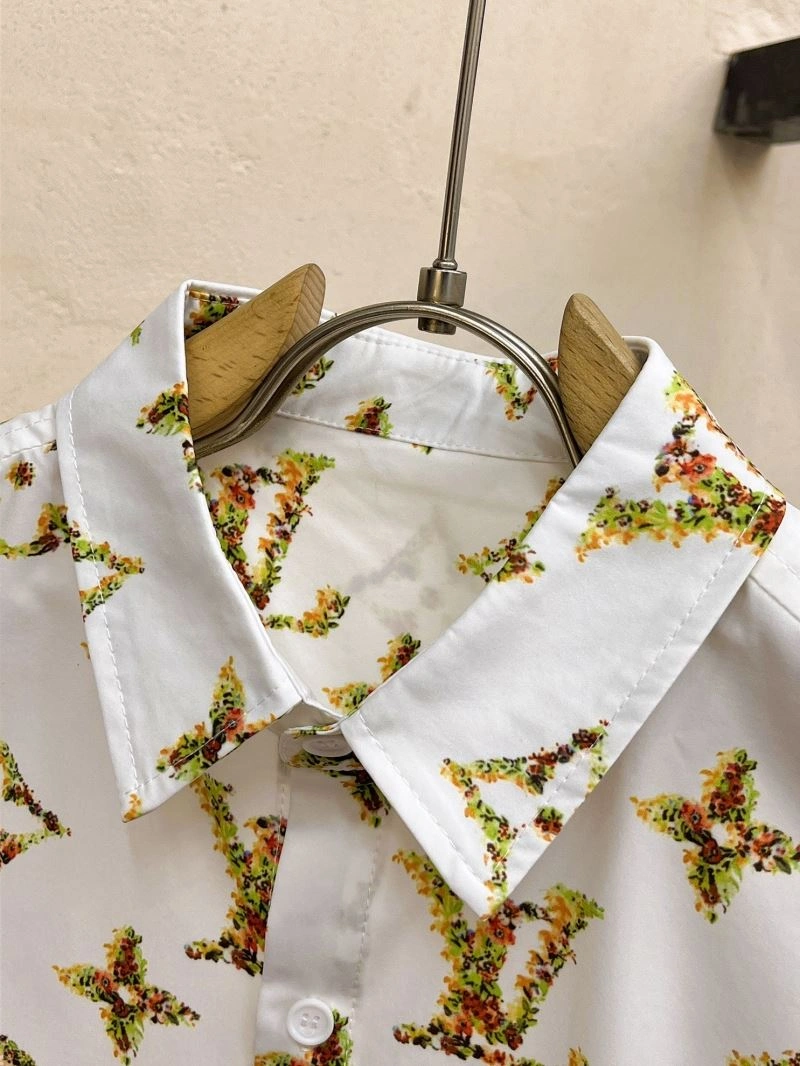 Casual Louis Vuitton Shirts 137481