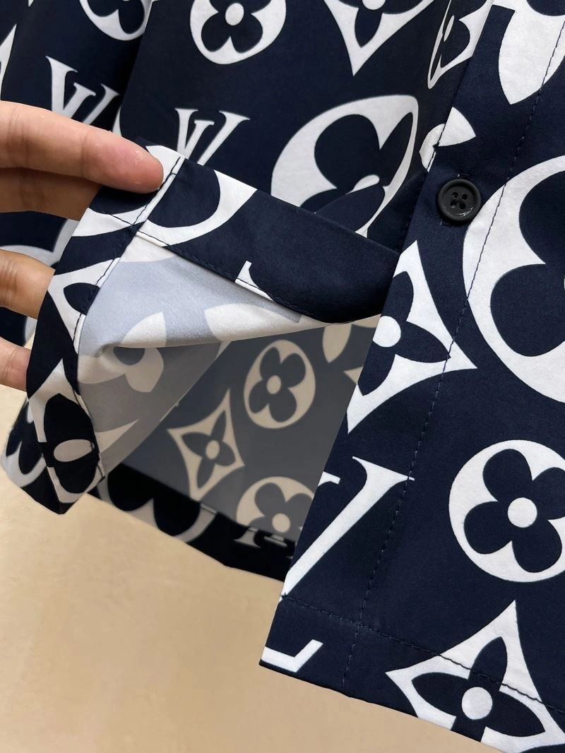 Supportive Louis Vuitton Shirts 137452