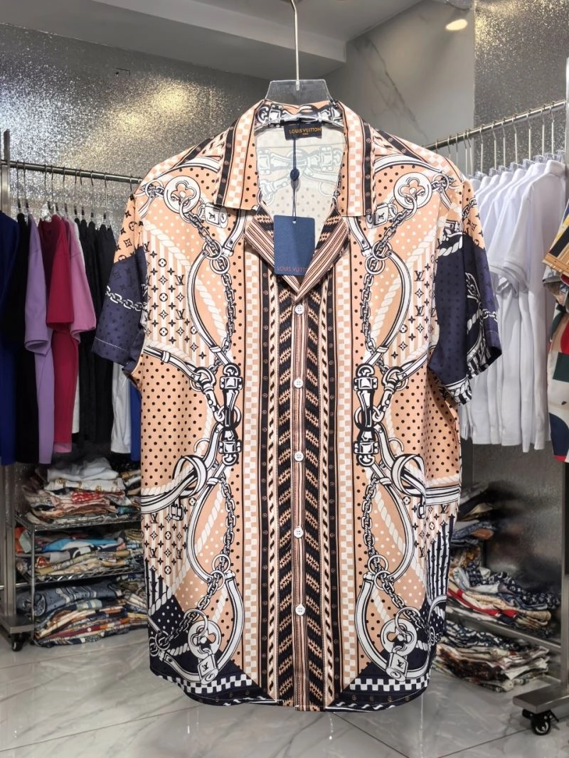 Louis Vuitton Shirts Colorful 136473