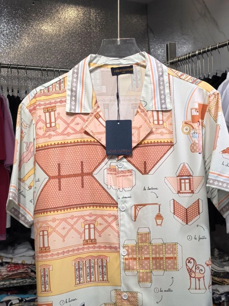 Louis Vuitton Shirts EyeCatching 136485