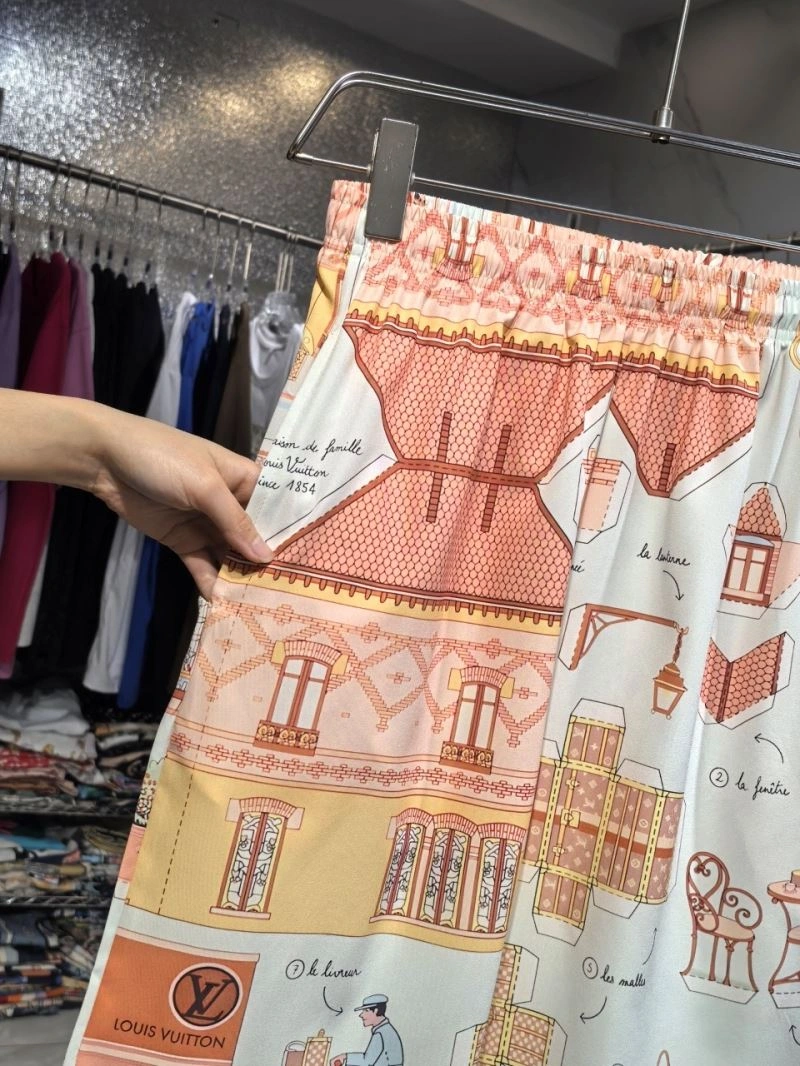 Louis Vuitton Shirts EyeCatching 136485