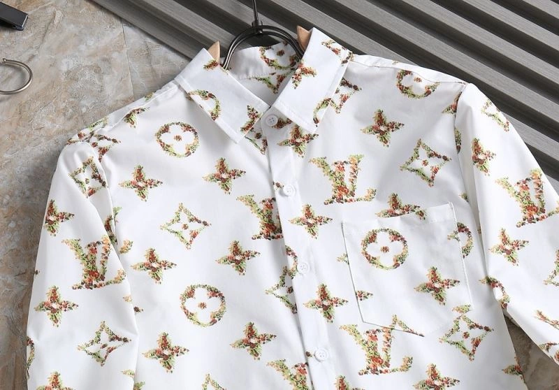 Premium Louis Vuitton Shirts 136471