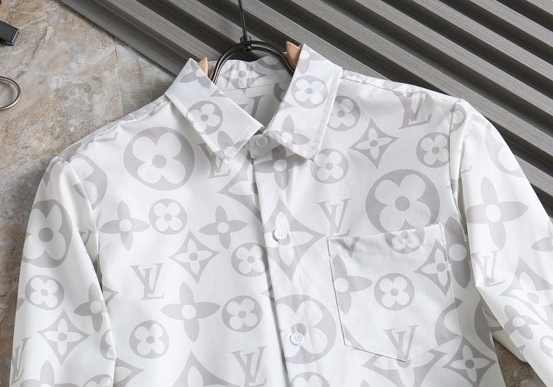 ZipUp Louis Vuitton Shirts 136467