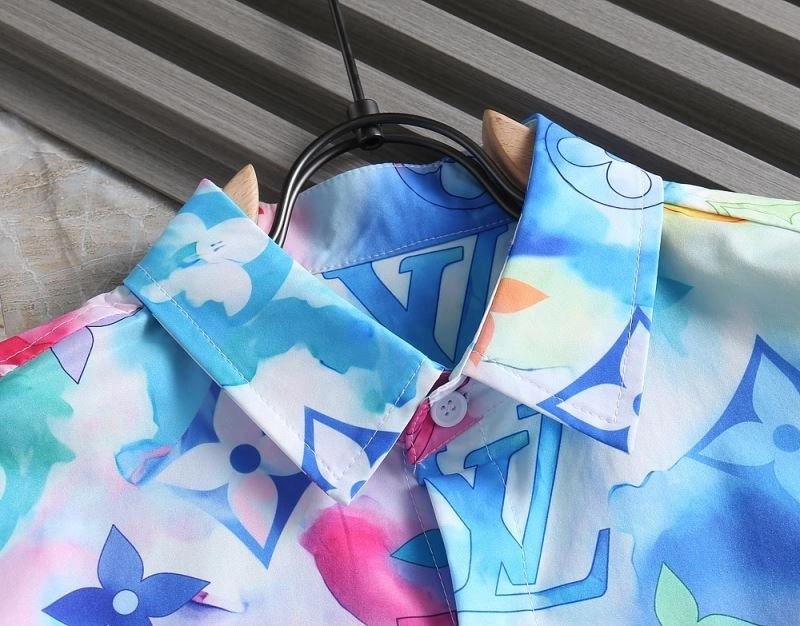 Stylish Louis Vuitton Shirts 136465