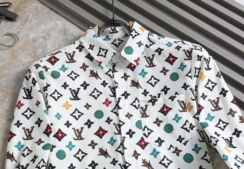 WellDesigned Louis Vuitton Shirts 136458