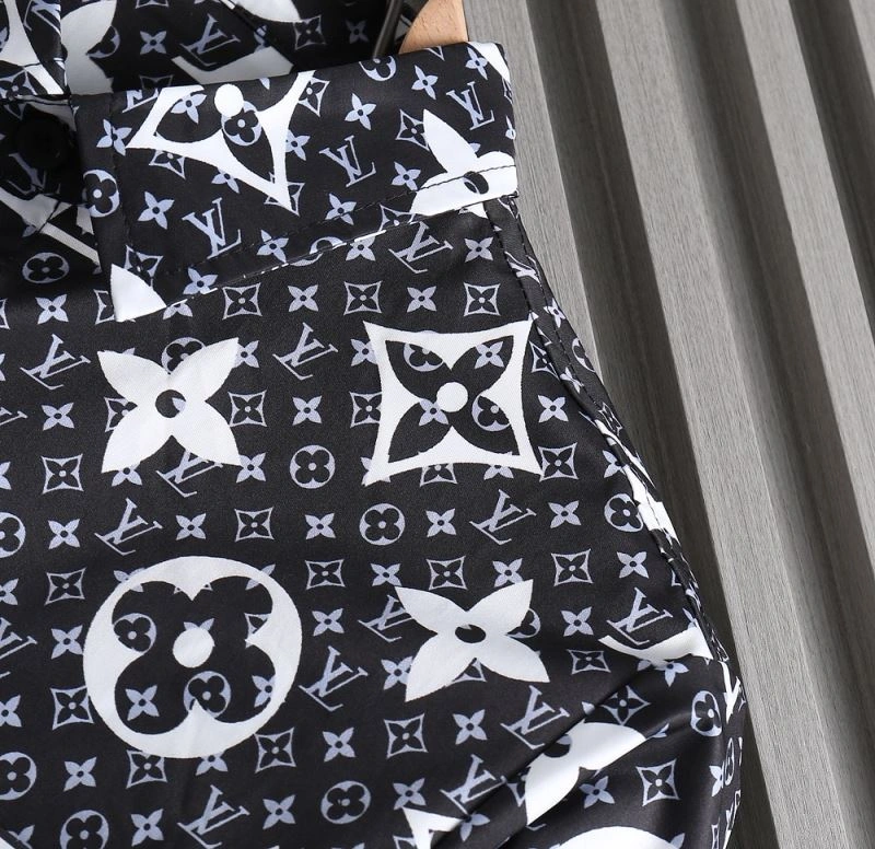 Trendsetting Louis Vuitton Shirts 136477