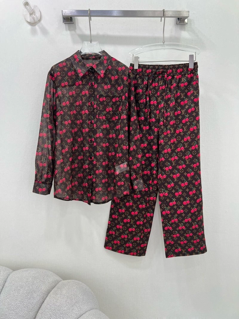 MultiPurpose Louis Vuitton Shirts 131045