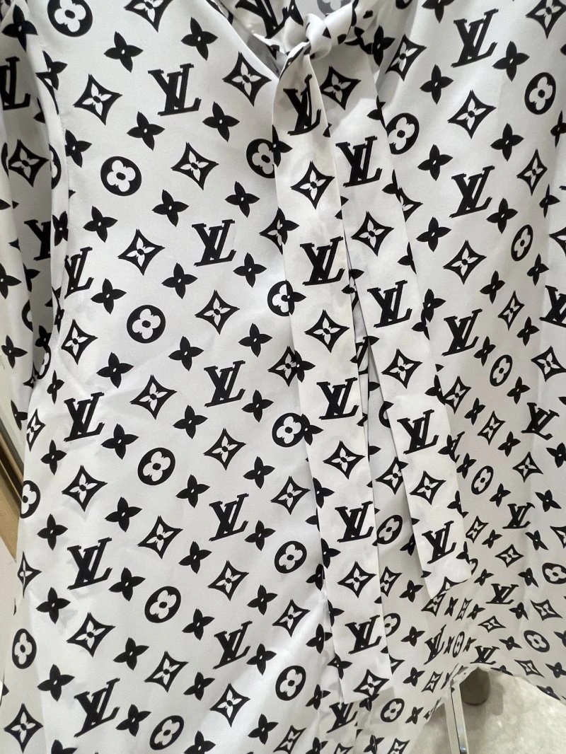 WeatherProof Louis Vuitton Shirts 131047