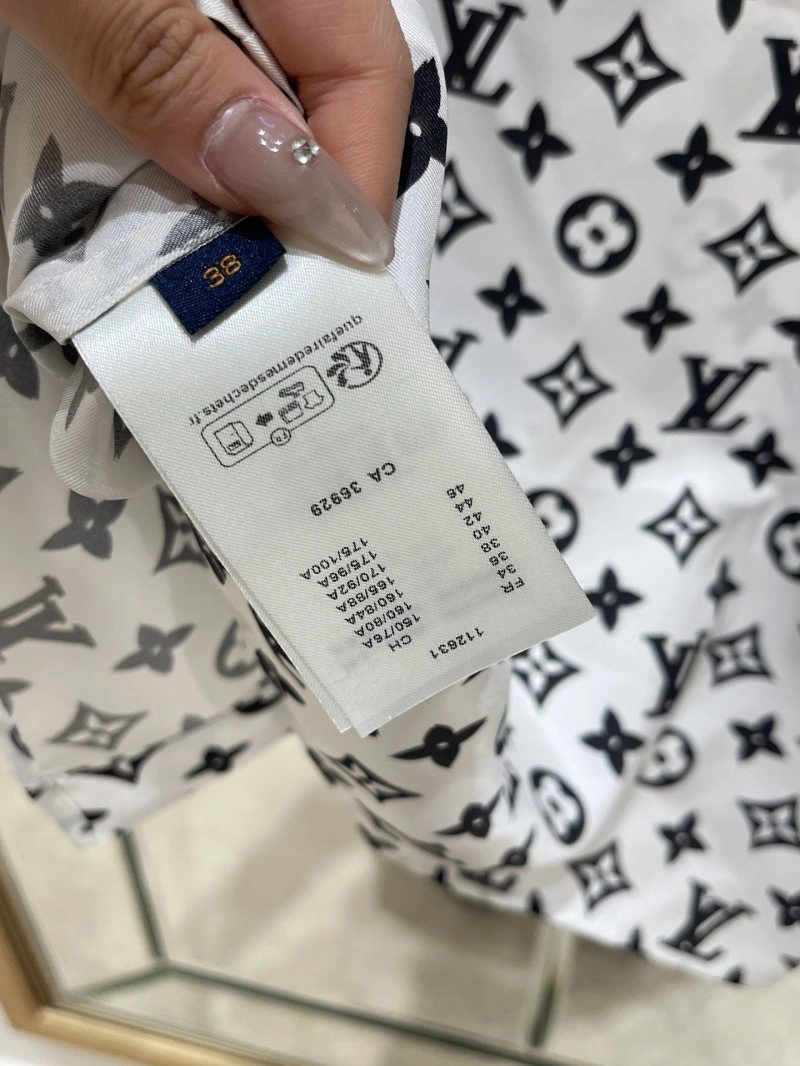 WeatherProof Louis Vuitton Shirts 131047