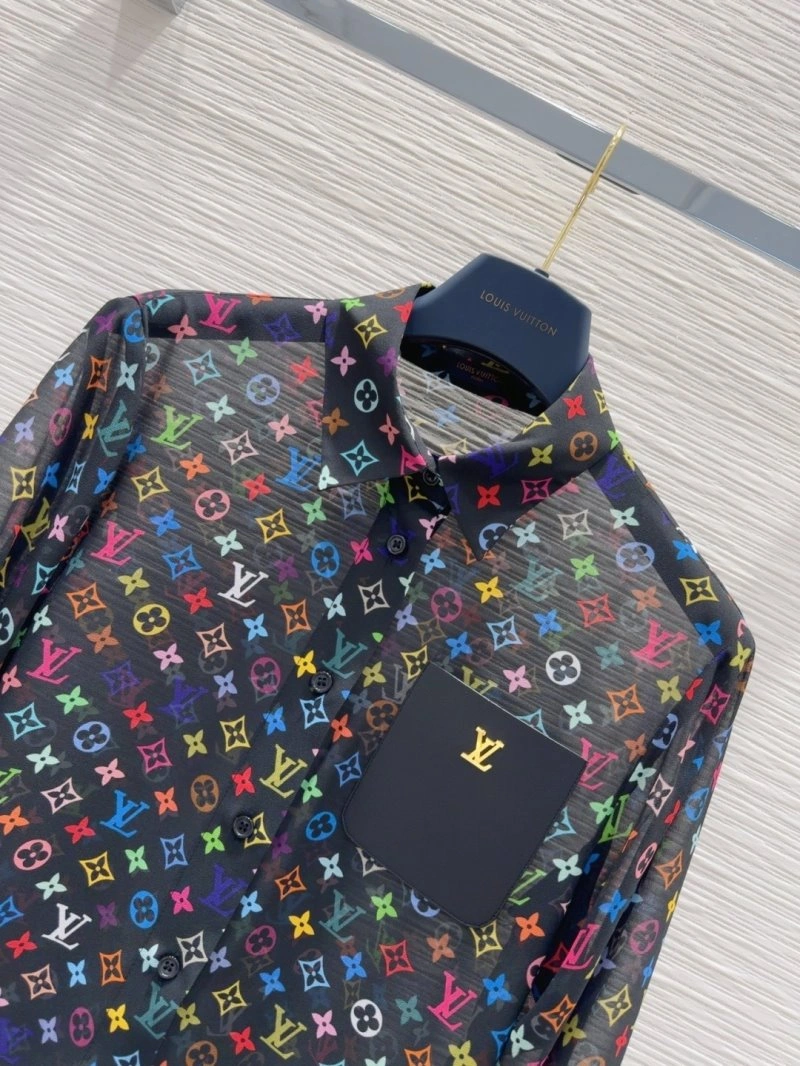 FashionForward Louis Vuitton Shirts 131739