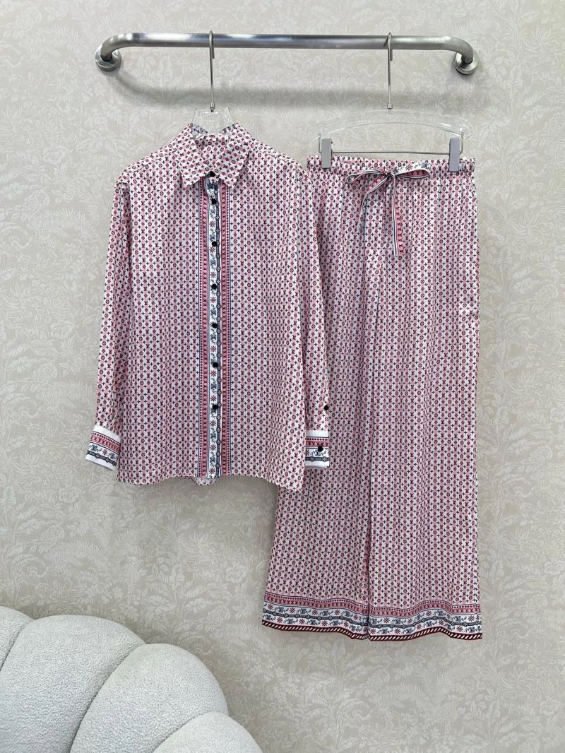 Stylish Louis Vuitton Shirts 131721