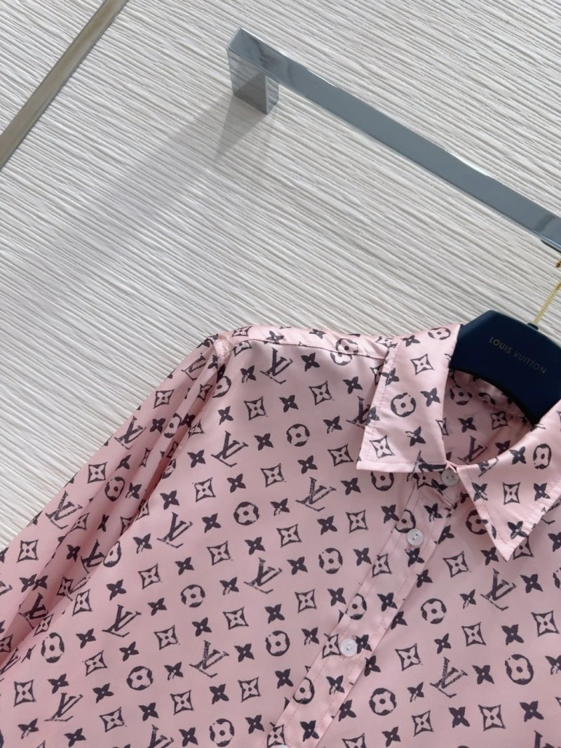 Vibrant Louis Vuitton Shirts 131714