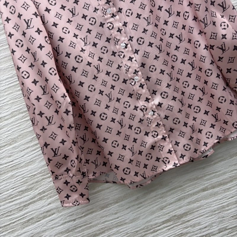 Stylish Louis Vuitton Shirts 131711