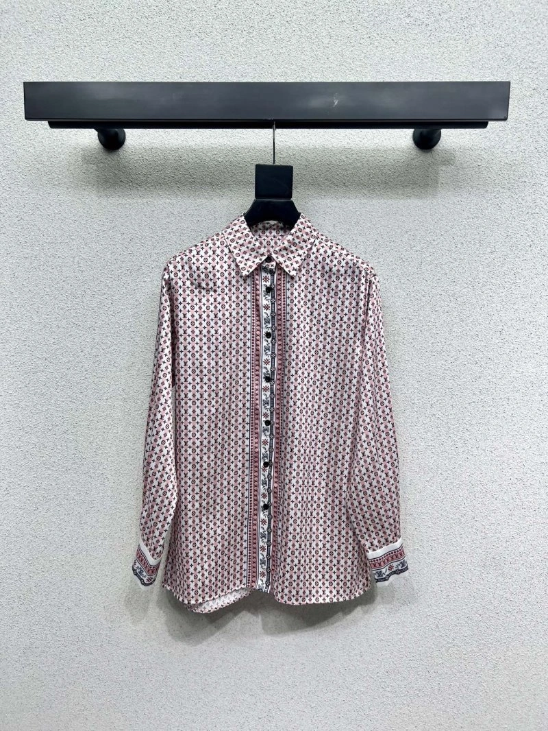 Effortless Louis Vuitton Shirts 131703