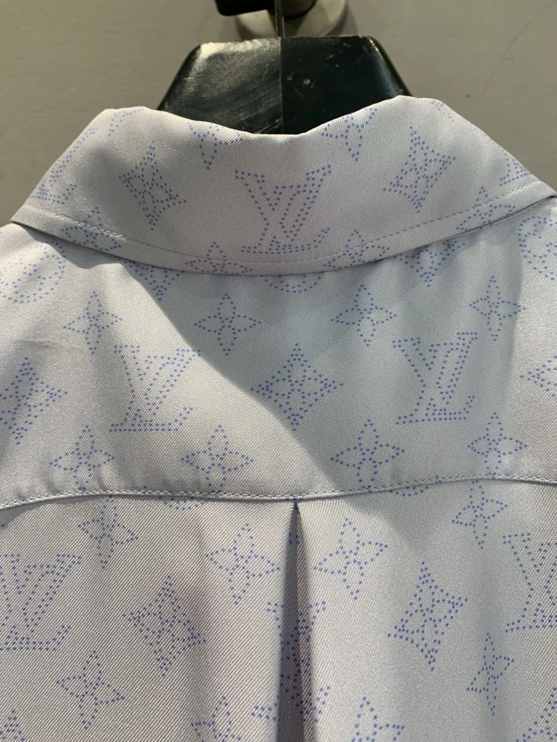 Lightweight Louis Vuitton Shirts 130688