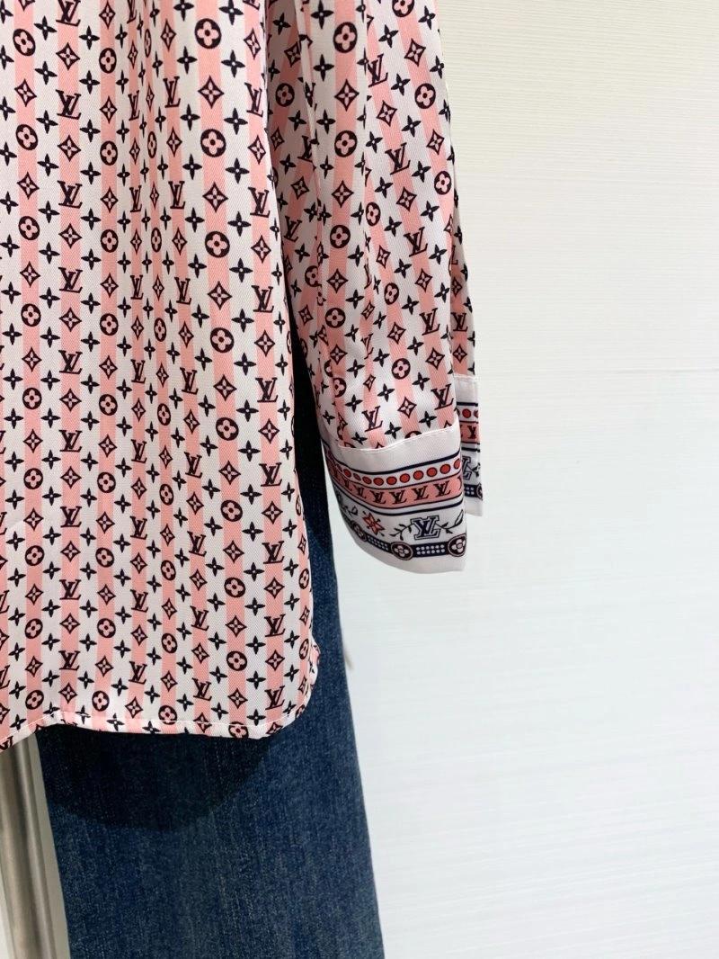 Unisex Louis Vuitton Shirts 130684