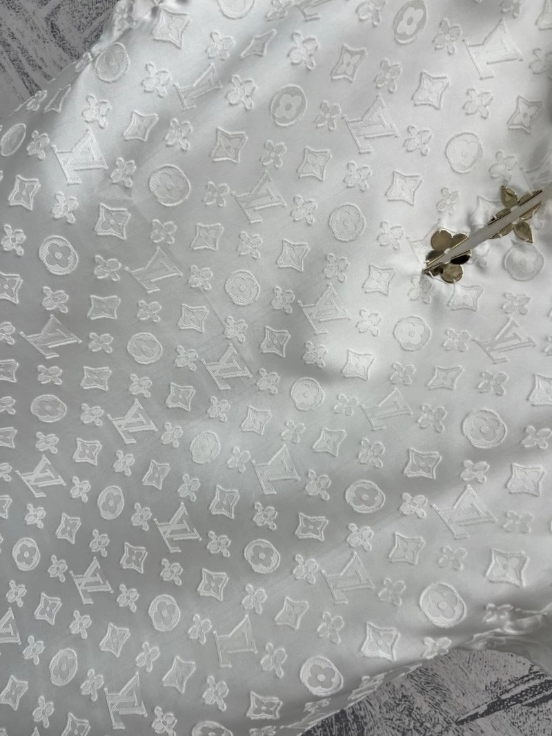 Louis Vuitton Shirts Youthful 130673