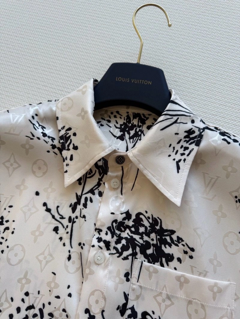 Louis Vuitton Shirts QuickDry 130672