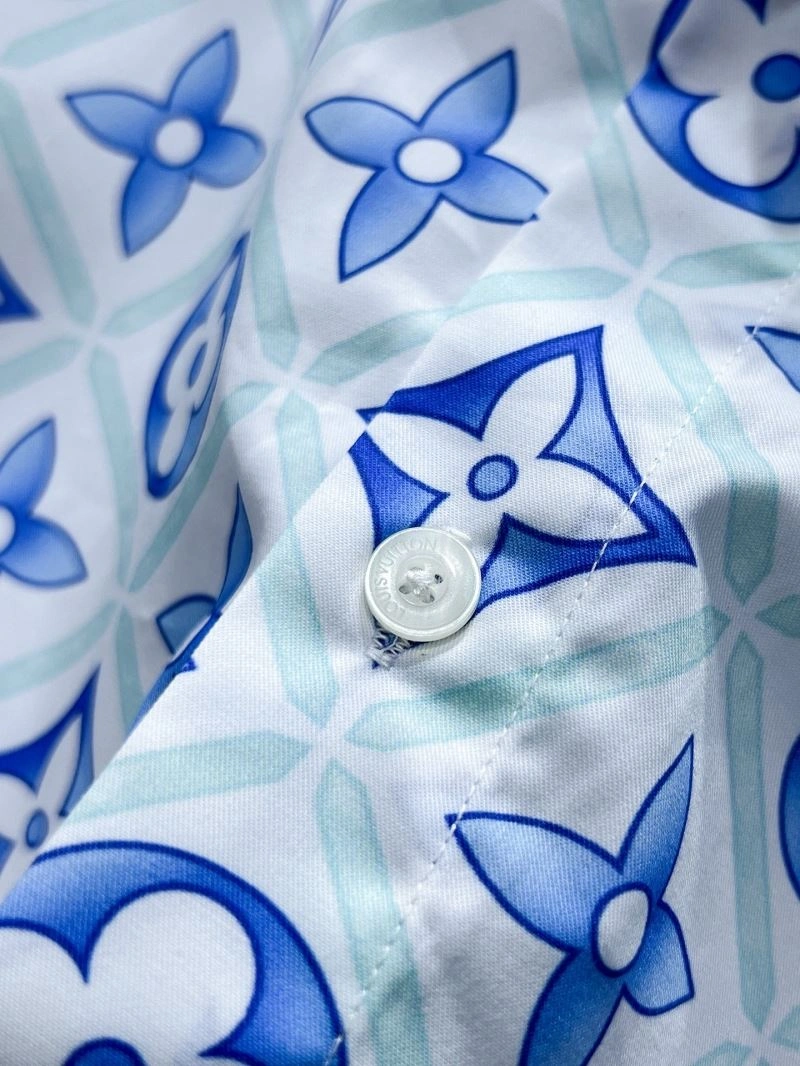 UrbanChic Louis Vuitton Shirts 135766