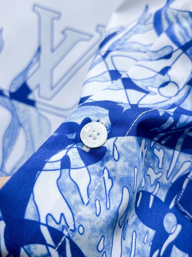 Louis Vuitton Shirts Trendsetting 135791