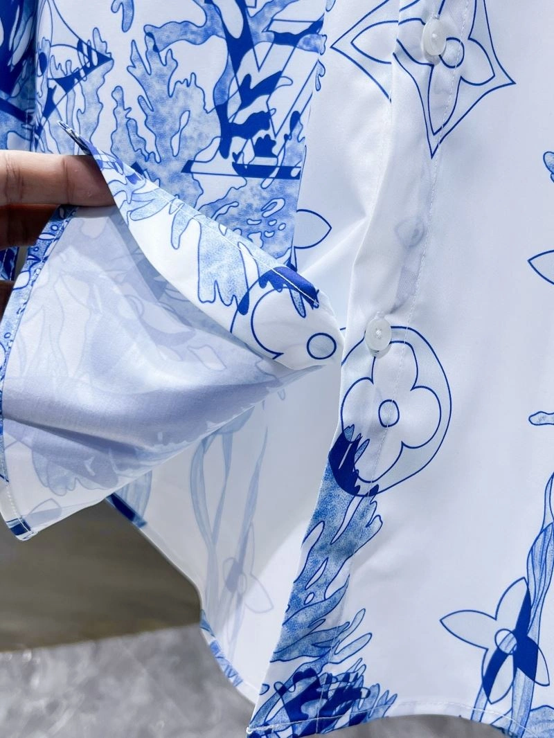 Louis Vuitton Shirts Trendsetting 135791