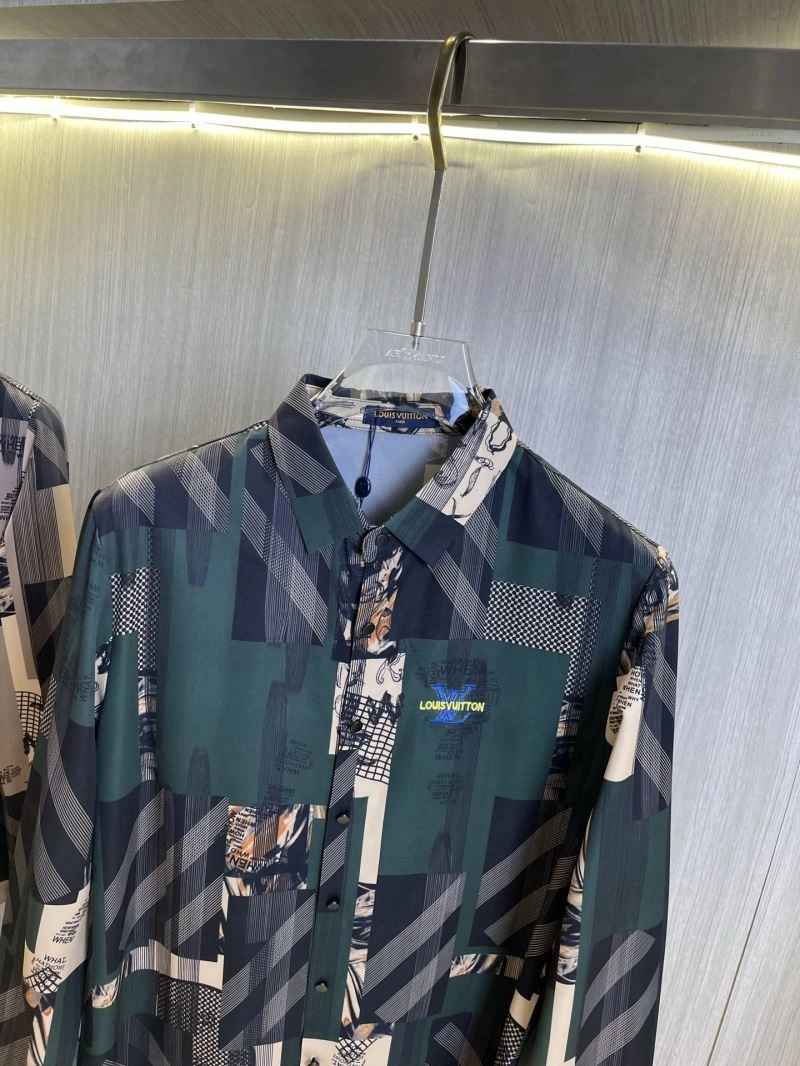 Classic Louis Vuitton Shirts 135783