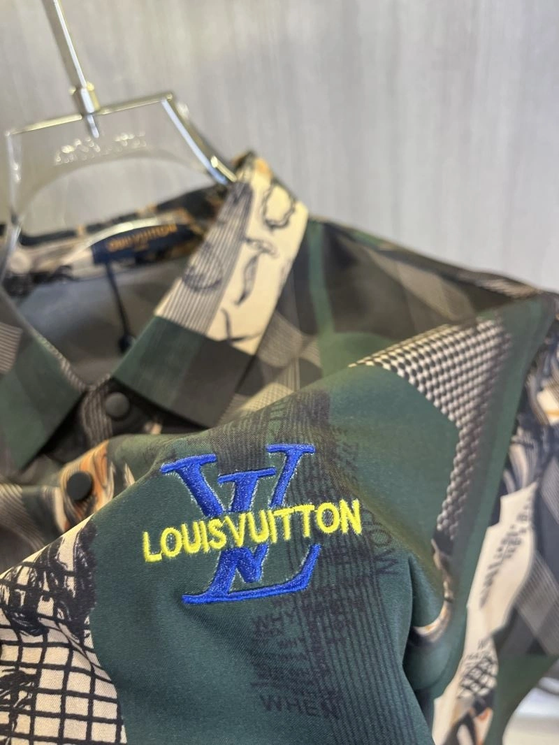 Classic Louis Vuitton Shirts 135783