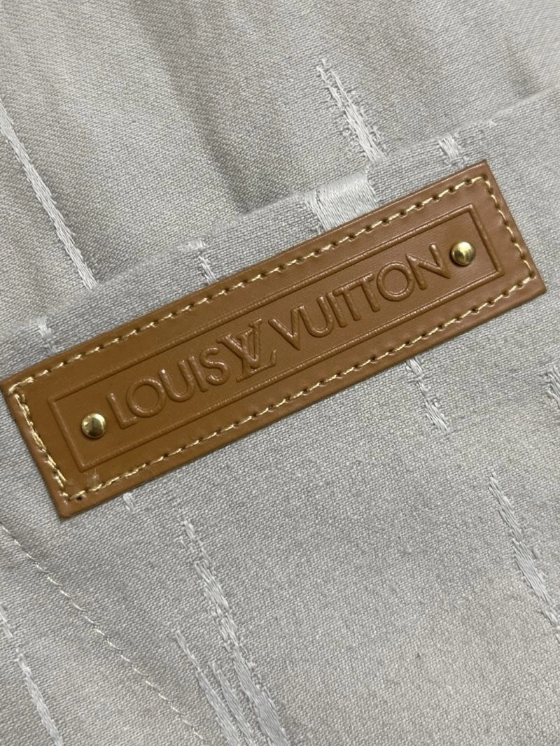 Louis Vuitton Shirts WaterResistant 135787