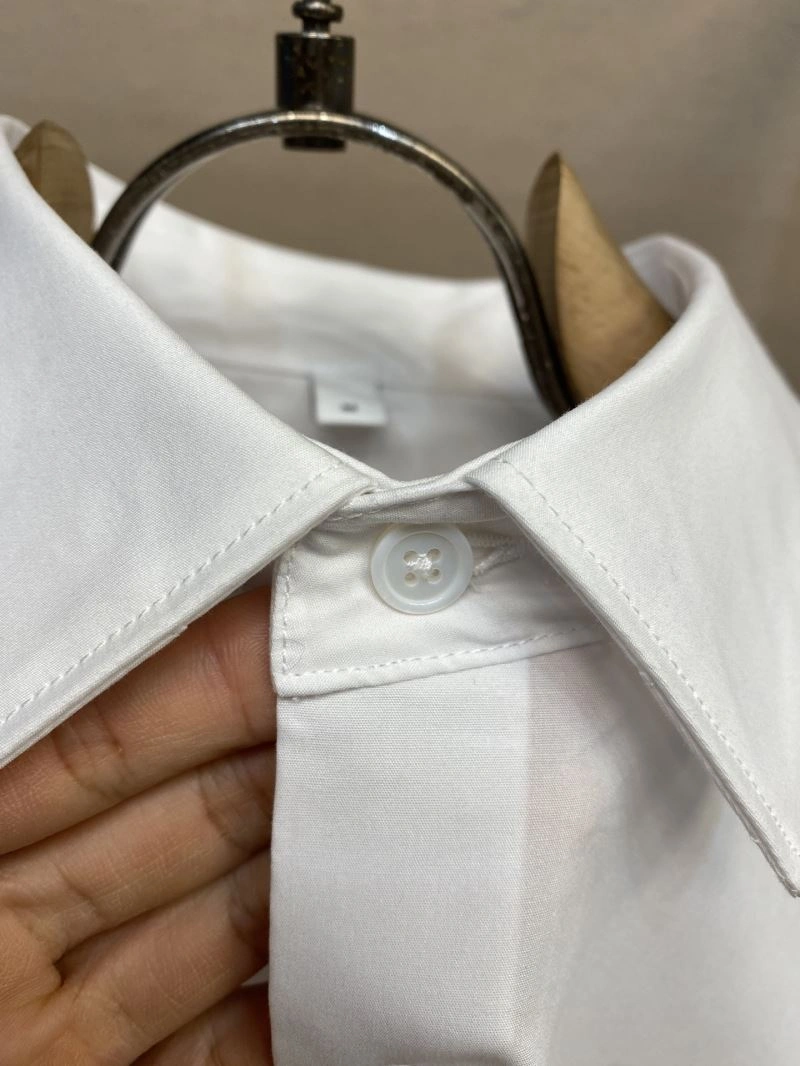 Lightweight Louis Vuitton Shirts 135785