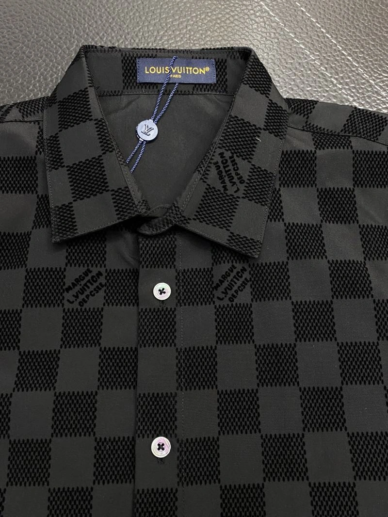 ModernLook Louis Vuitton Shirts 134868