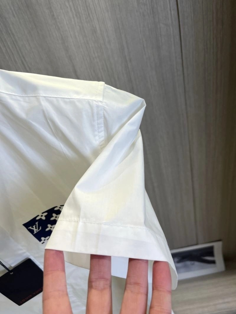 Supportive Louis Vuitton Shirts 134867