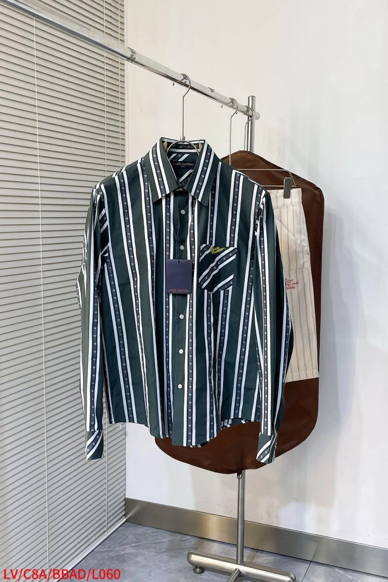 Louis Vuitton Shirts Versatile 134862
