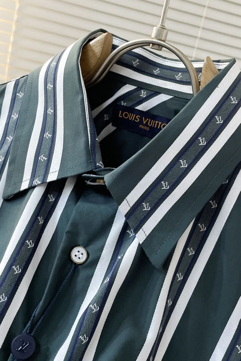 Louis Vuitton Shirts Versatile 134862