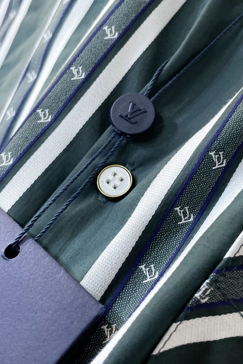 Louis Vuitton Shirts Versatile 134862