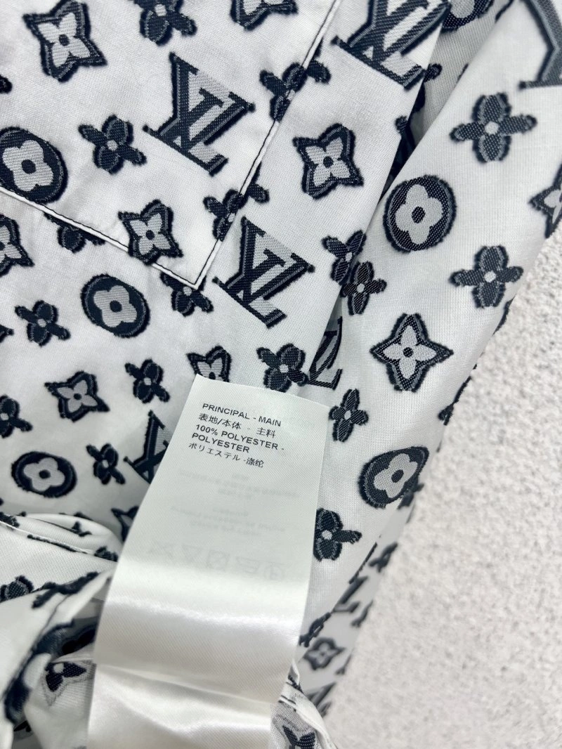 Louis Vuitton Shirts GoodFit 131366