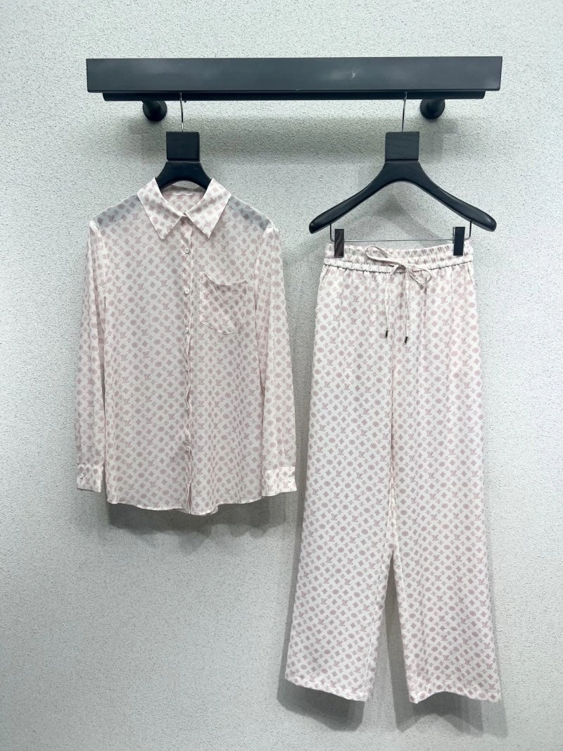 Stretchable Louis Vuitton Shirts 131362