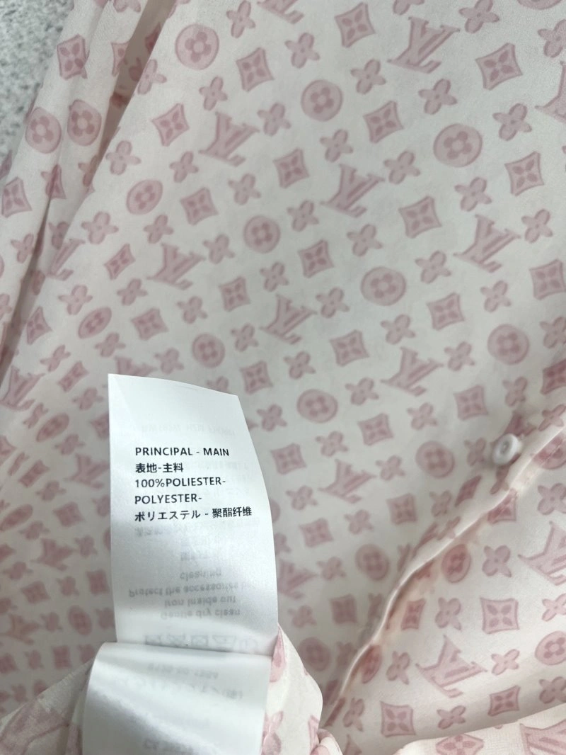 Chic Louis Vuitton Shirts 131387