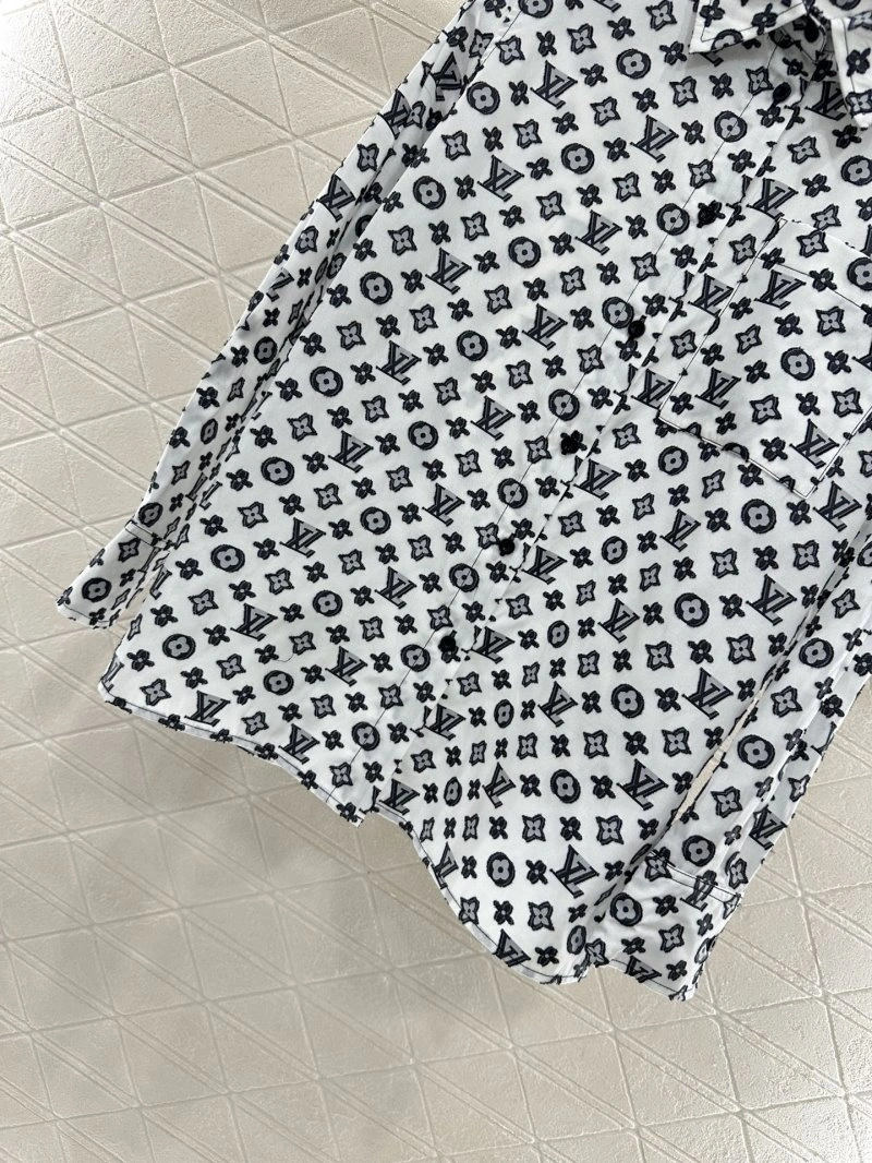 Louis Vuitton Shirts Fashionable 131376