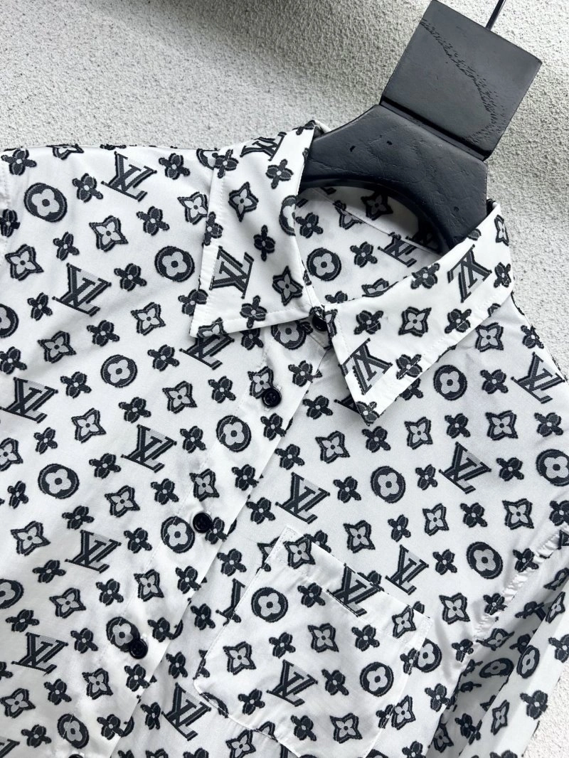 Popular Louis Vuitton Shirts 131363