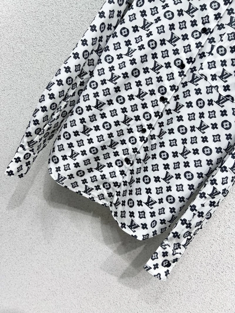 Popular Louis Vuitton Shirts 131363