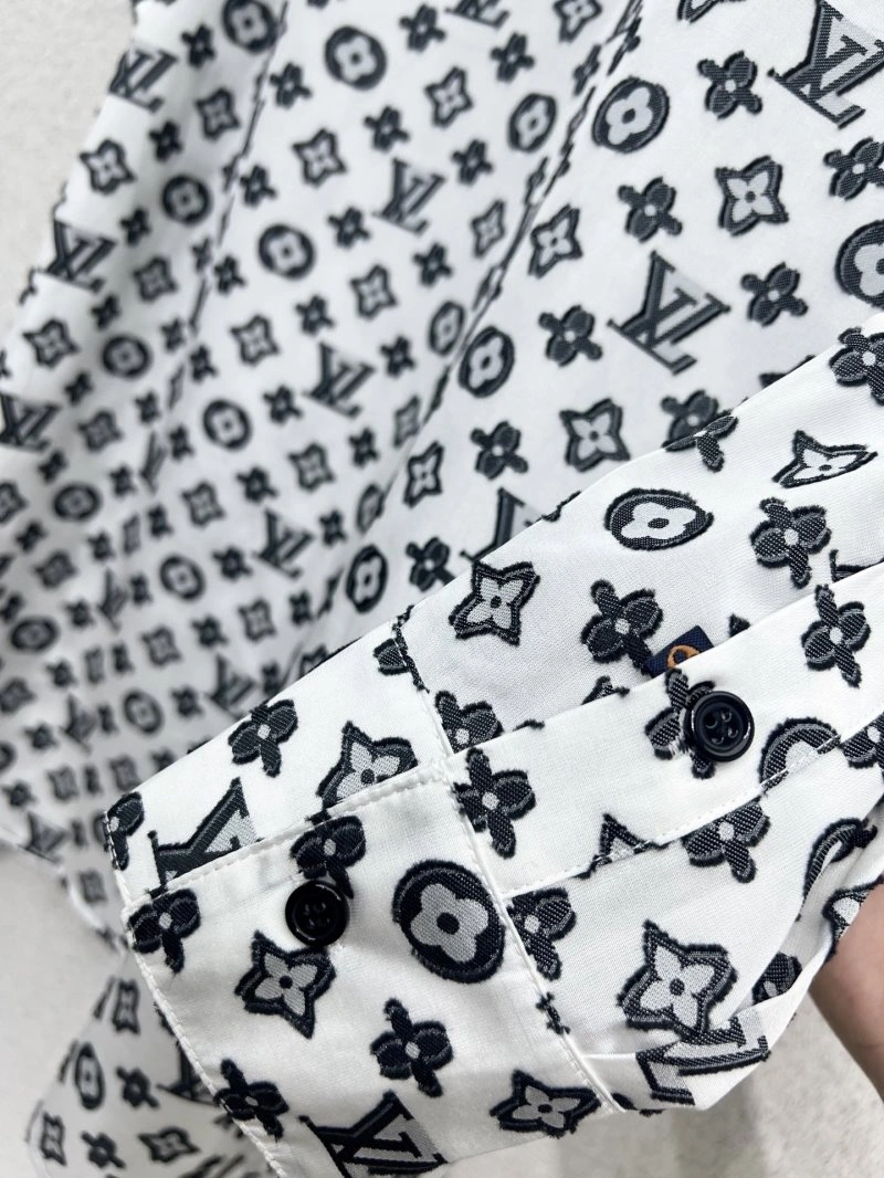 Popular Louis Vuitton Shirts 131363