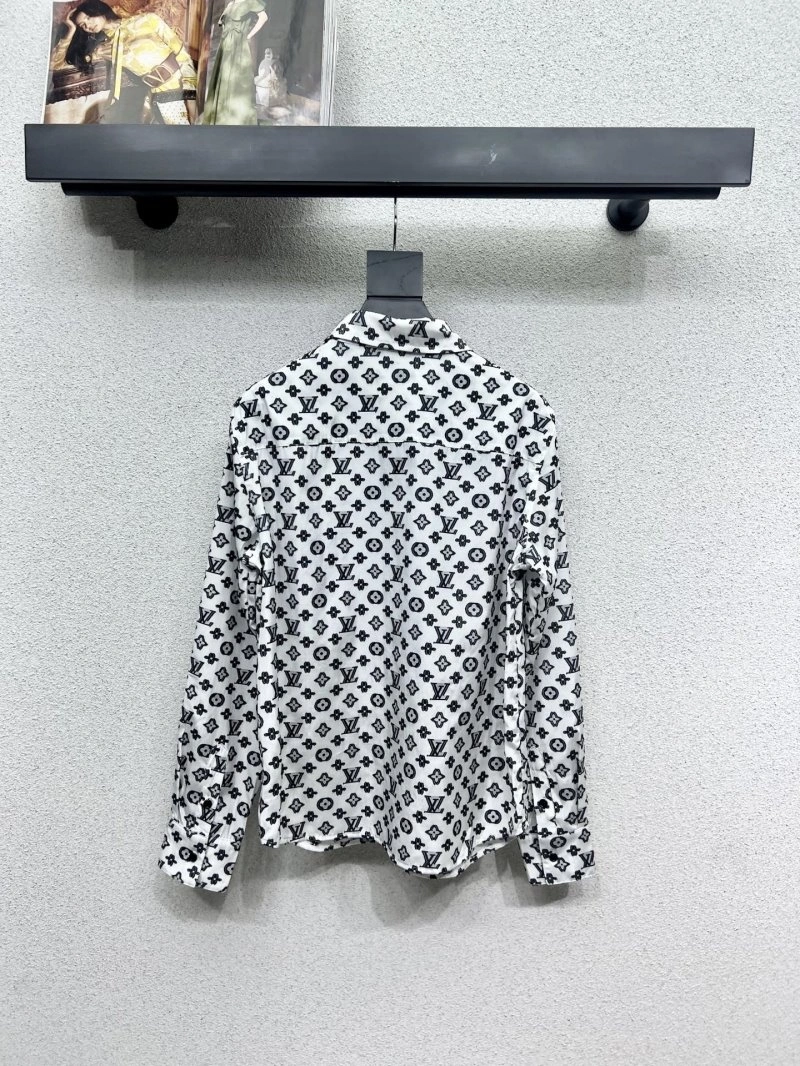 Popular Louis Vuitton Shirts 131363